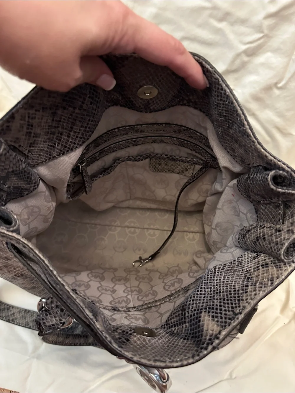 Michael Kors Hamilton Snake-Embossed Tote Bag in Dark Gray/Black RARE!!